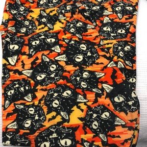 LuLaRoe tall and curvy 2 leggings Halloween black